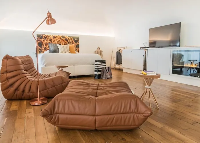 Mihotel Comte Hotel