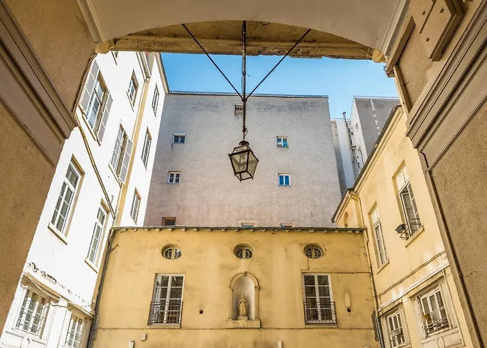 Mihotel Comte Hotel Lyon