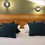 Mihotel Comte * ליון