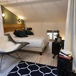 Mihotel Comte מלון *